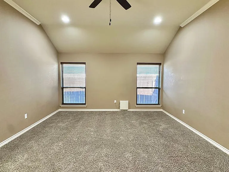 5910 Tarin St — Photo 13