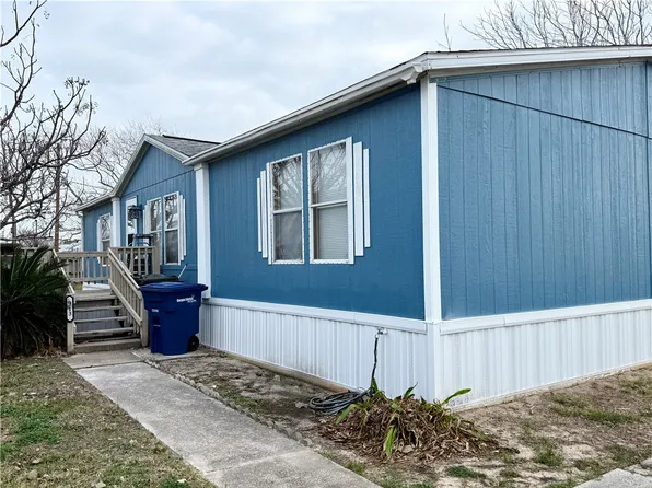 913 Grand View St, Corpus Christi, TX 78418