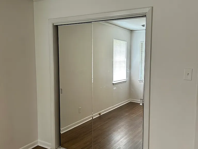 1101 N Coolidge St — Photo 17