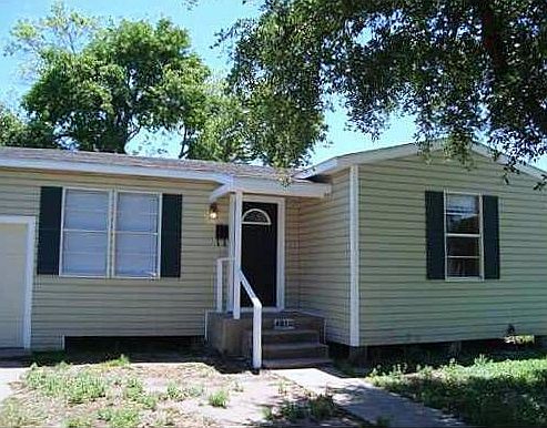 1st image of 4810 Larcade Dr