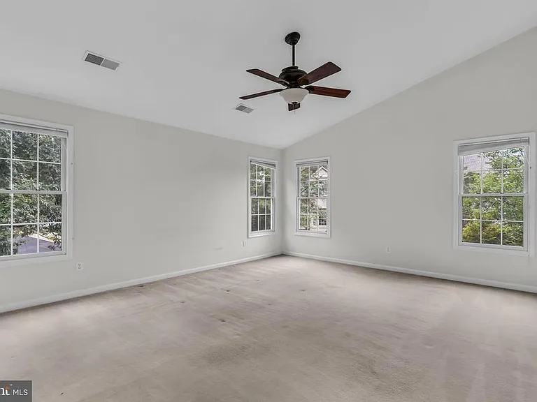 6618 Frost Lake Ln — Photo 20