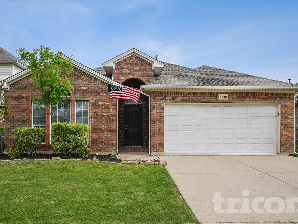 3729 Summersville Ln
