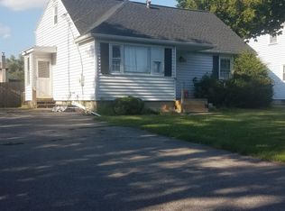 82 Youngs Ave, Rochester, NY 14606