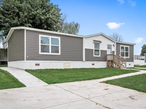 1366 Trinidad Ln, Moscow Mills, MO 63362