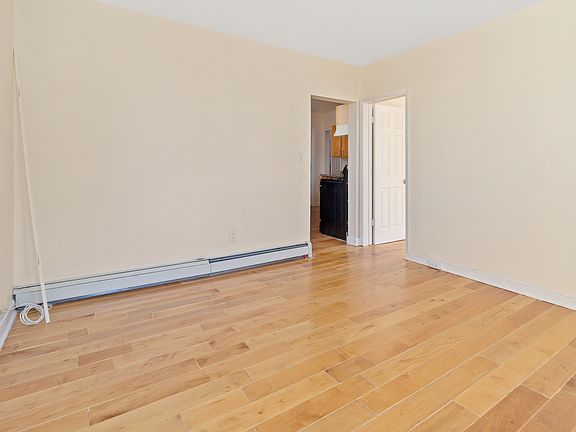 2nd image of 16 Lawrence St #1