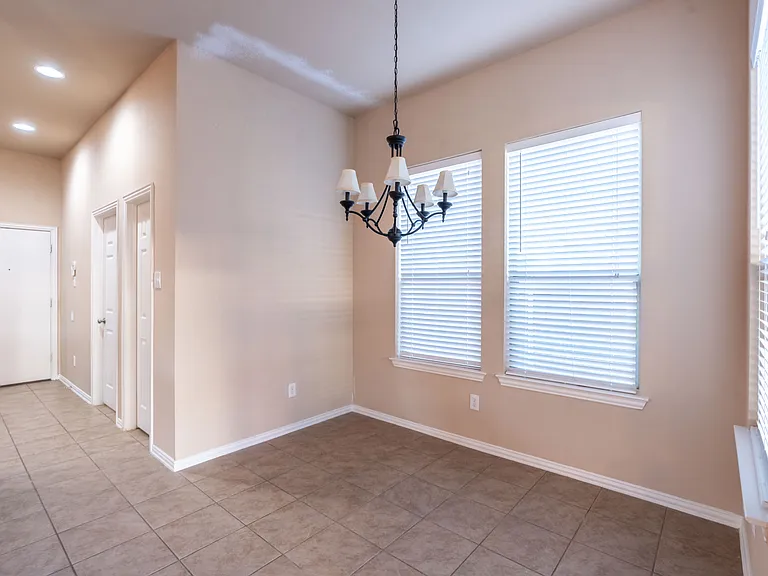 2505 Vista Oaks Dr — Photo 14