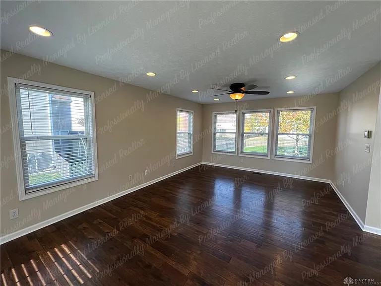 1131 Windsong Trl — Photo 4