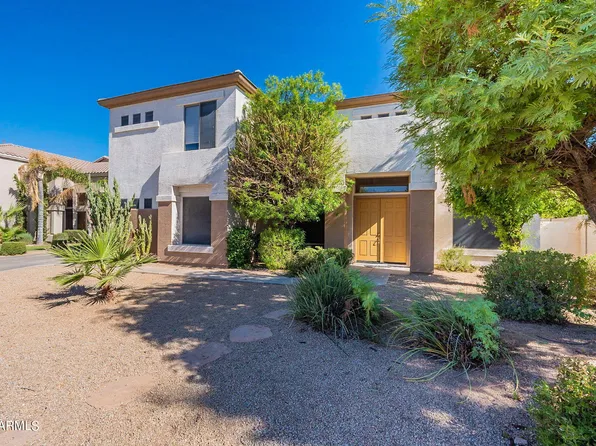 1066 E Oakland Court, Gilbert, AZ 85295