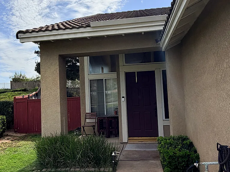 677 Shenandoah Rd — Photo 3