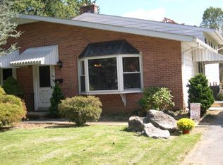 441 W Marion St, Lititz, PA 17543