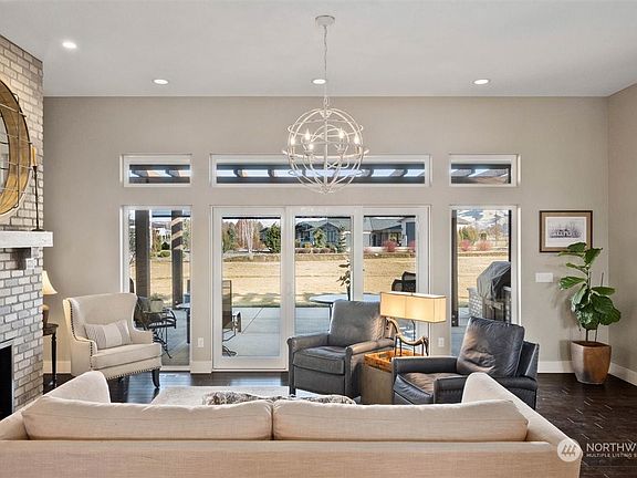 3rd image of 543 DeMarini Drive