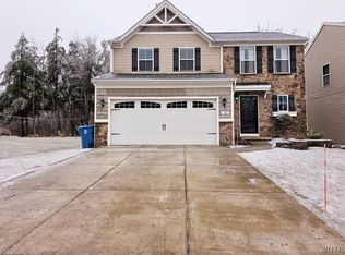 6260 Eckhardt Rd UNIT 16, Lake View, NY 14085