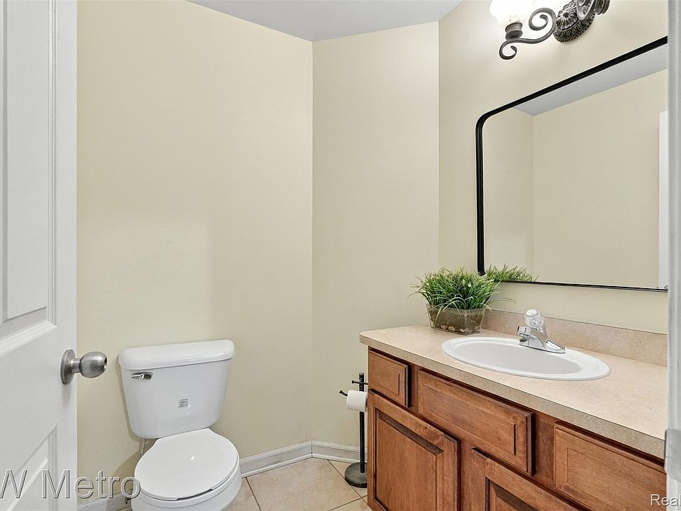 20735 Cheddleton Dr, photo 22