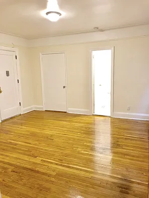 Rented by Silverstreet RE LLC | media 2