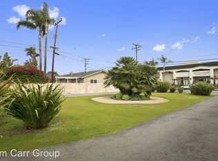 1637 Irvine Ave APT E, Costa Mesa, CA 92627