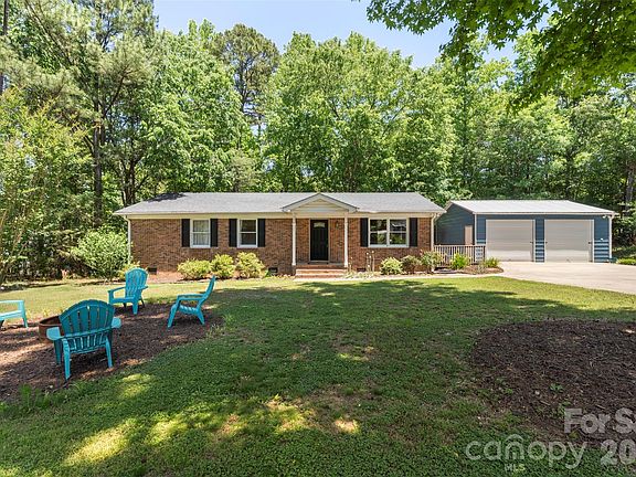 4th image of 1122 Pine Knot Ct