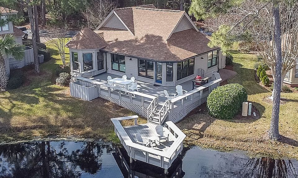 1st image of 174 Cove Dr
