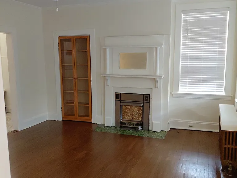 2519 Webster Ave #1 — Photo 14
