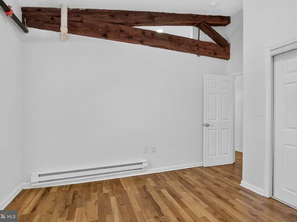 200 W Marshall St APT 4, Norristown, PA 19401