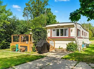 1429 Sheffield Rd #7, North Dumfries, ON N1R8B2