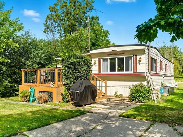 1429 Sheffield Rd #7, North Dumfries, ON N1R 8B2