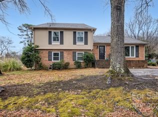 113 Dovershire Rd, Charlotte, NC 28270