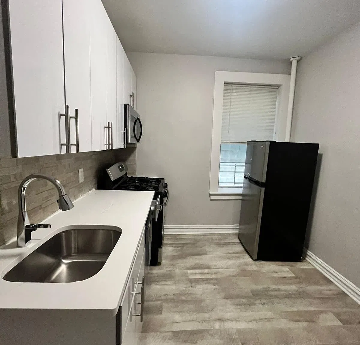 1 bed, $1,995 — Photo 1
