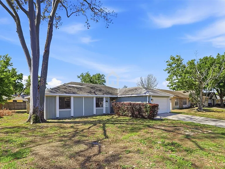 7326 Wethersfield Dr — Photo 4