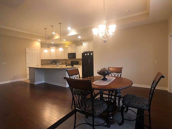 5th image of 2795 Silver Maple Ln