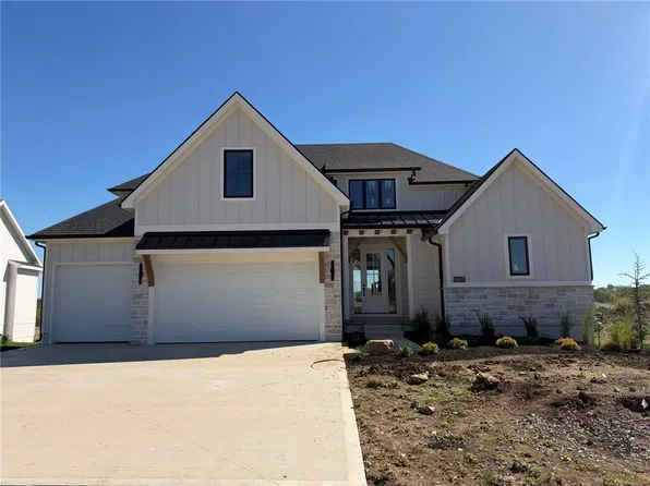 18505 Windsor St, Overland Park, KS 66085