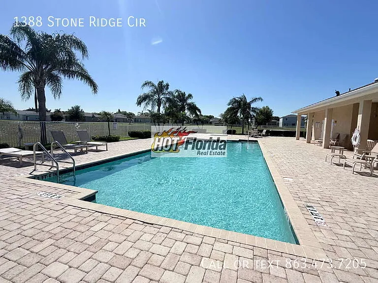 1388 Stone Ridge Cir — Photo 27