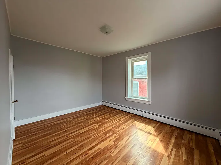 72 Franklin St #72 — Photo 3