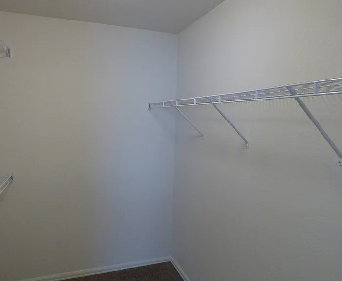 753 Lakebrook Ct — Photo 13