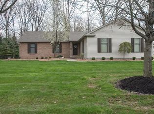 605 Blueberry Hill Dr, Canfield, OH 44406