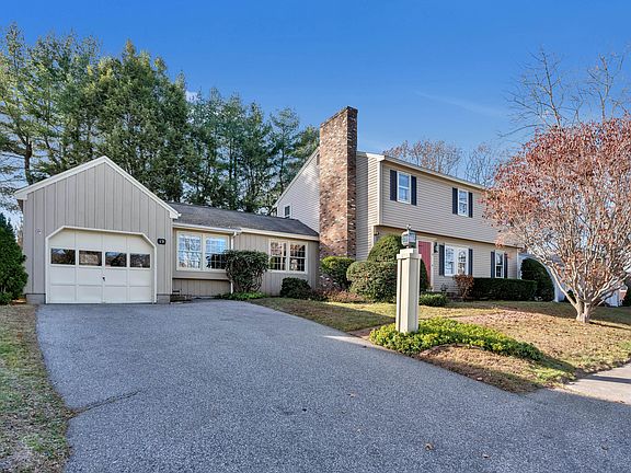 2nd image of 19 Lessard Avenue