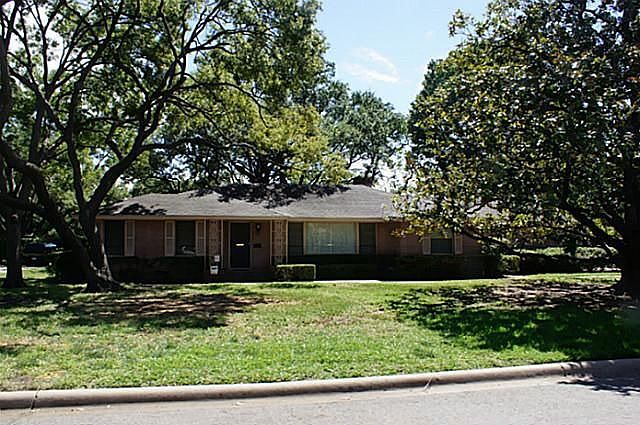 1st image of 6016 Preston Haven Dr