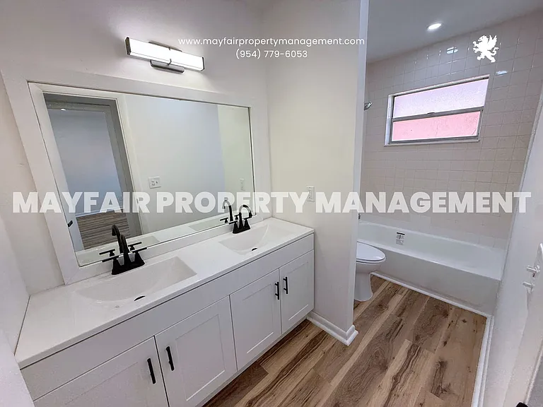 1534 SE 15th St #8 — Photo 5