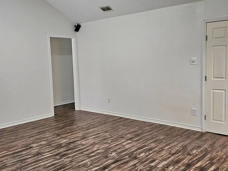 4534 Stony Creek Dr — Photo 15
