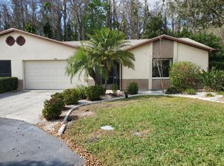 1766 Atrium Dr, Sun City Center, FL 33573