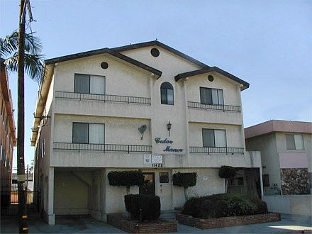 1st image of 11423 Cedar Ave APT 7
