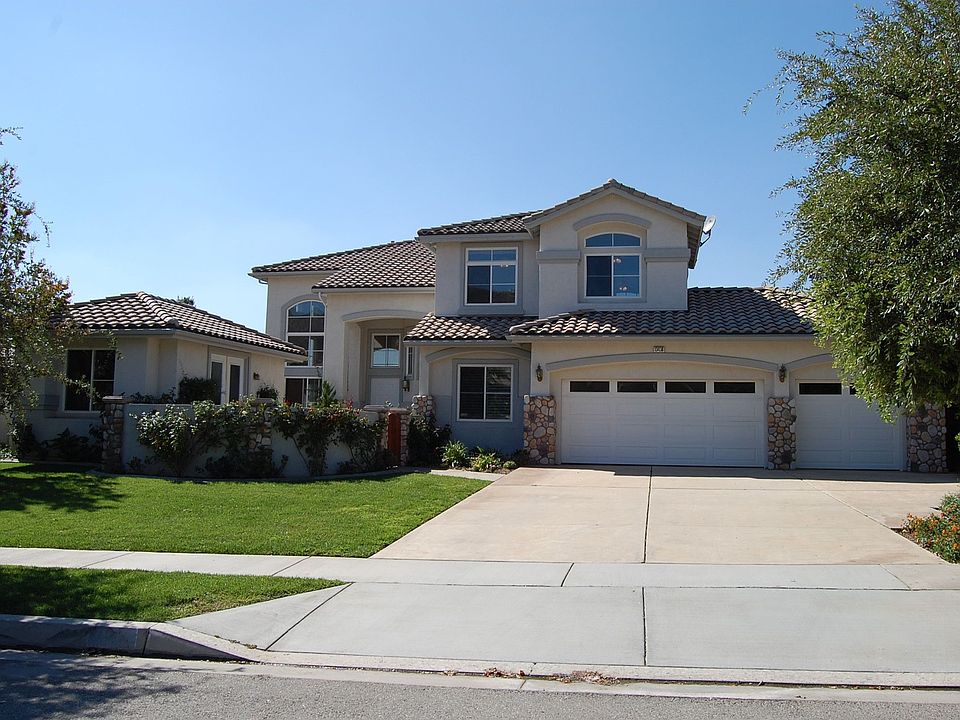 Welcome Home to this Fabulous Former Model!