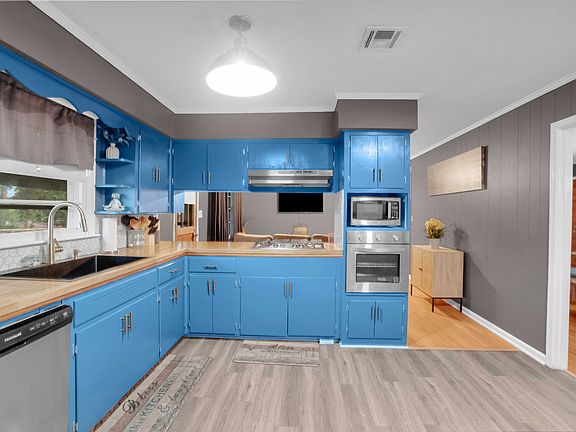 5th image of 3700 Madolyn Ln