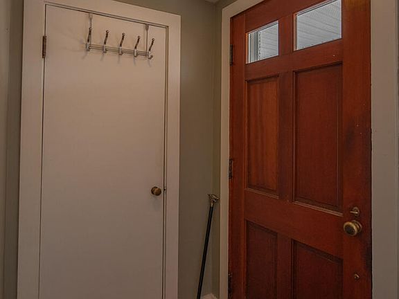 3rd image of 48 Longfellow Street