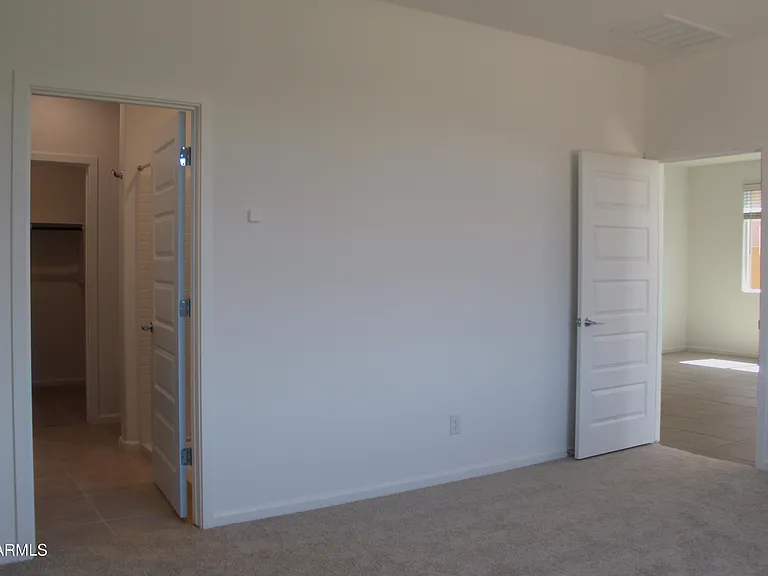 9833 W Monterey Way — Photo 16