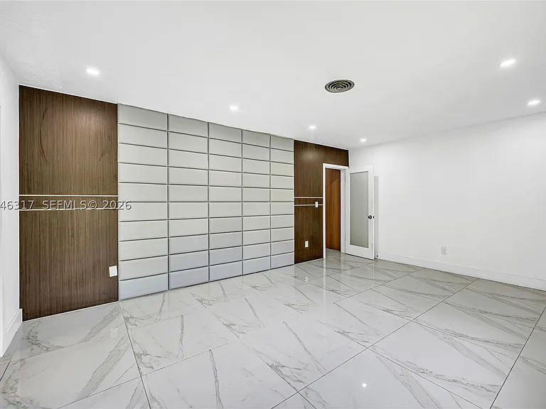 12525 SW 68th Ct — Photo 9