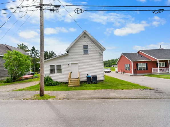 115 7th St, Old Town, ME 04468