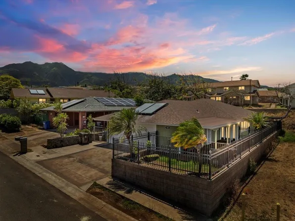 980 Kuhio Pl, Wailuku, HI 96793
