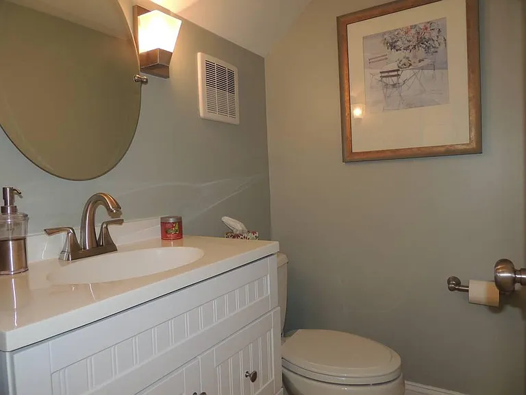 11 Tanglewood Dr #13 — Photo 8