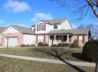 3306 Country Bend Pl, Champaign, IL