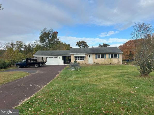 2744 Bedminster Rd